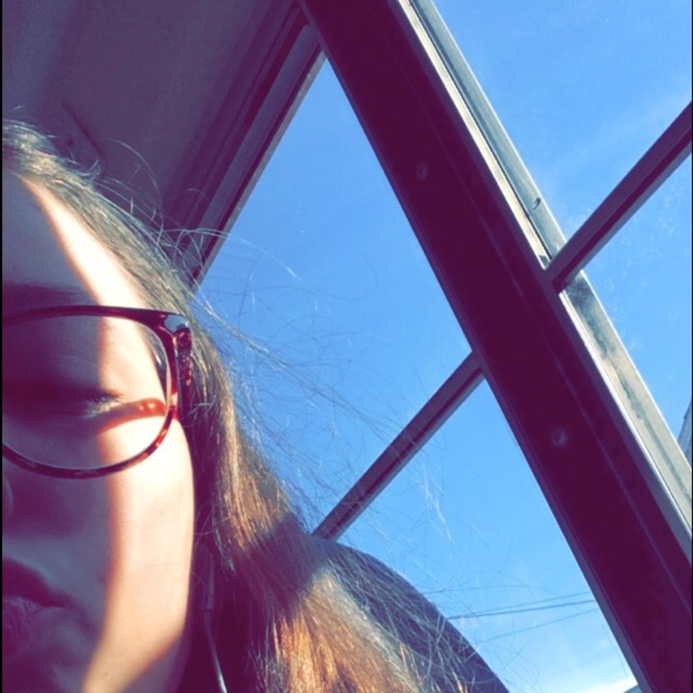 Meet your Posher, Jade